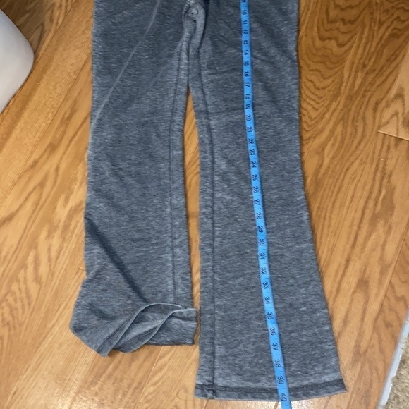 WAREHOUSE One Full Zippered Hoodie Faded Grey  Women’s Matching Set (Medium) - Picture 11 of 12